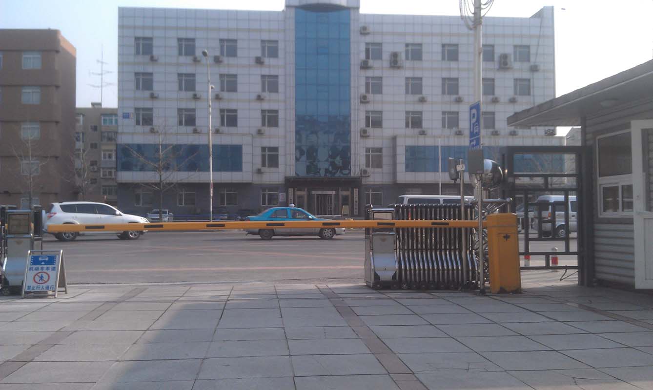 蘇家屯區(qū)公安局2.4G停車(chē)場(chǎng)系統(tǒng)及行人門(mén)禁系統(tǒng)