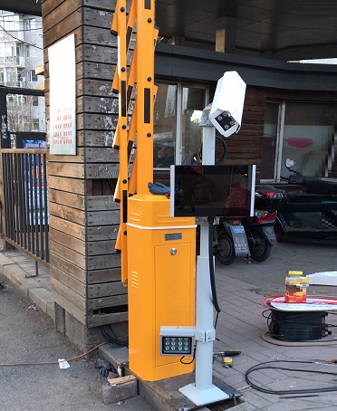 沈陽(yáng)車(chē)牌識(shí)別廠(chǎng)家現(xiàn)場(chǎng)安裝調(diào)試車(chē)牌識(shí)別系統(tǒng)