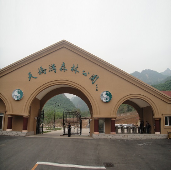 丹東天橋溝風(fēng)景區(qū)三輥閘檢票門(mén)禁系統(tǒng)